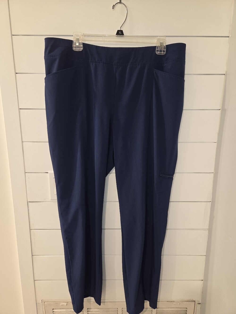 Chico's Zynergy Navy Straight-Leg Pull-On Pants
